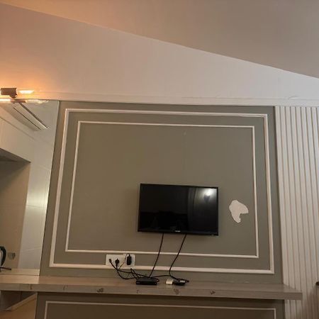 Majestic Inn Vasai Dış mekan fotoğraf