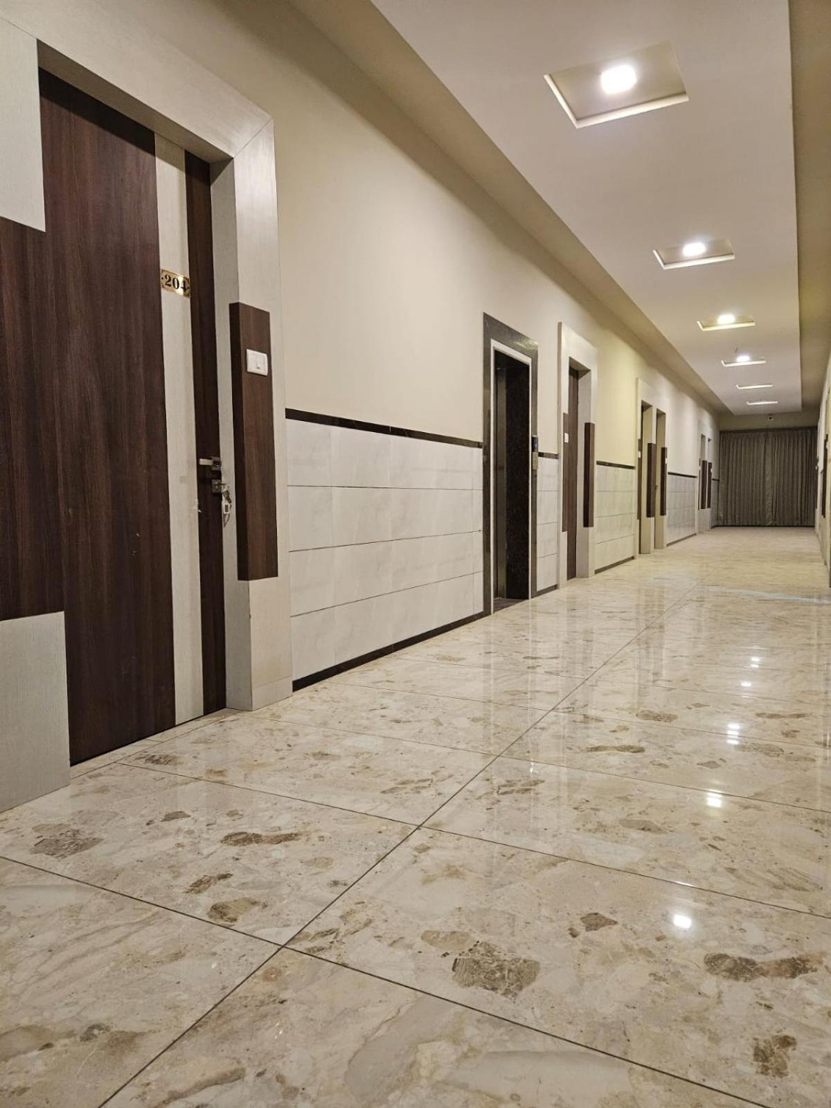 Majestic Inn Vasai Dış mekan fotoğraf